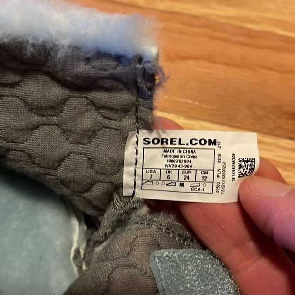 NWOT Infant Sorel Toddler Sorel Bear Paw Slipper size 7 - Picture 7 of 9